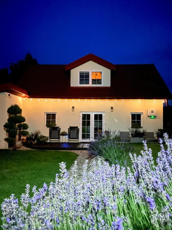 Meta House Hébergement de vacances *