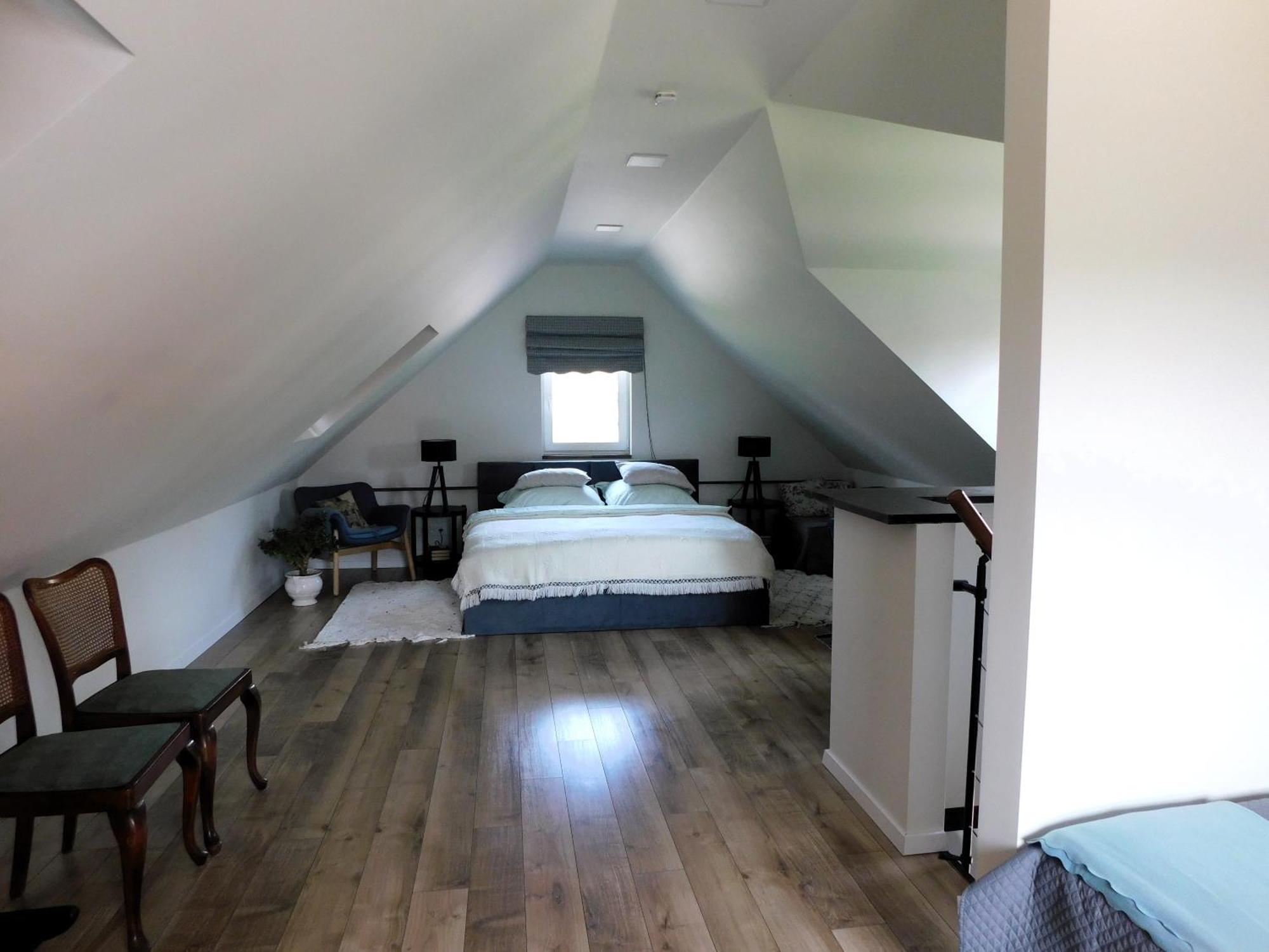 Meta House *
